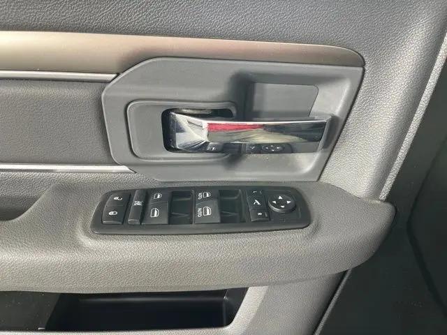 2017 Ram 1500 Big Horn Crew Cab 4x2 57 Box