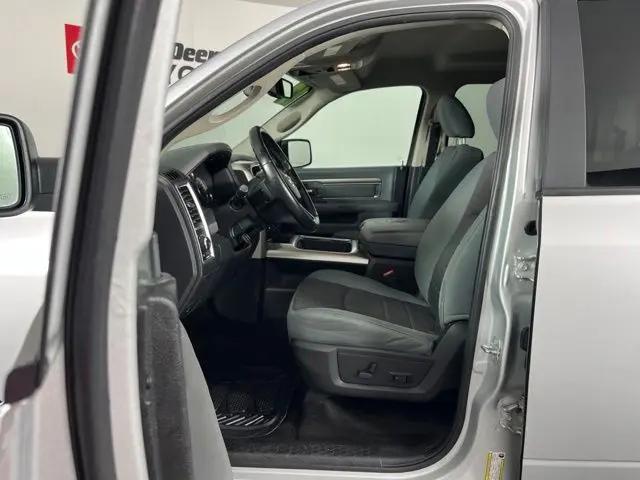 2017 Ram 1500 Big Horn Crew Cab 4x2 57 Box