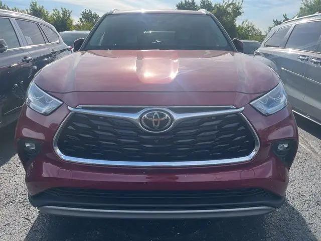 2026 Toyota Highlander Platinum