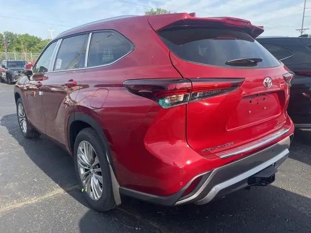 2026 Toyota Highlander Platinum