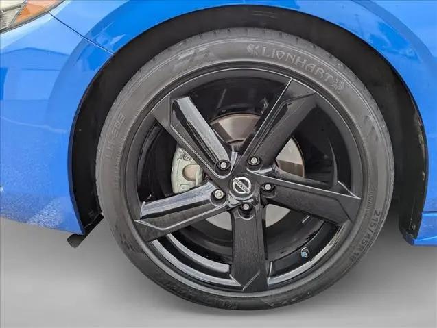 2021 Nissan Sentra SR Xtronic CVT