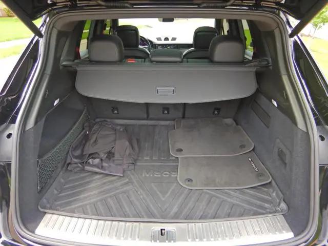 2019 Porsche Cayenne Cayenne