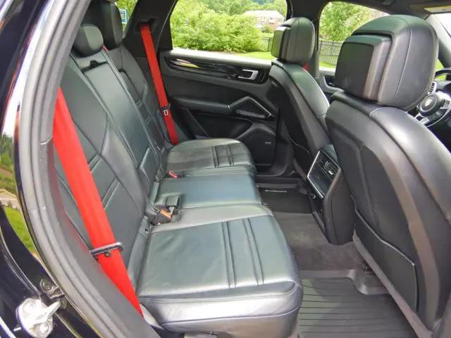 2019 Porsche Cayenne Cayenne