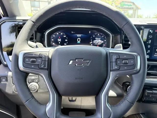 2026 Chevrolet Silverado 1500 4WD Crew Cab Short Bed RST