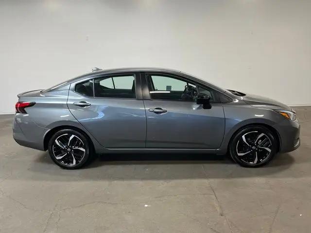 2024 Nissan Versa 1.6 SR