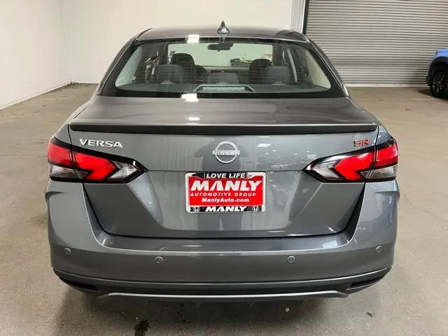 2024 Nissan Versa 1.6 SR
