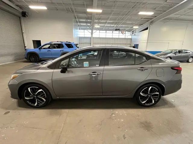 2024 Nissan Versa 1.6 SR