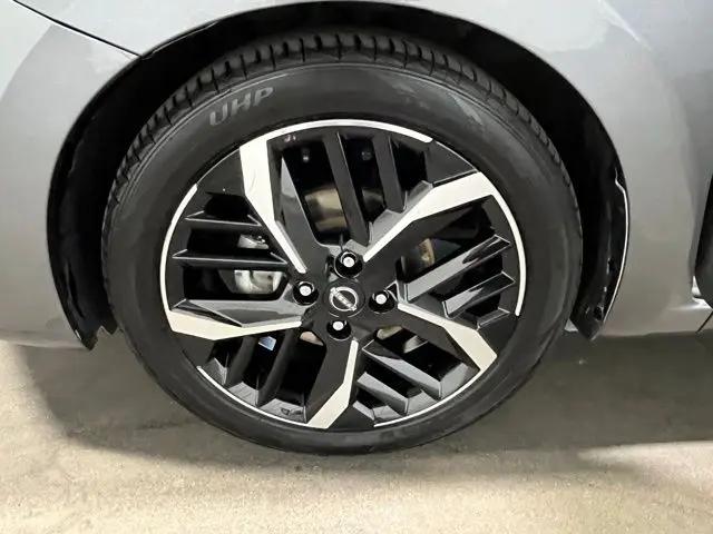 2024 Nissan Versa 1.6 SR