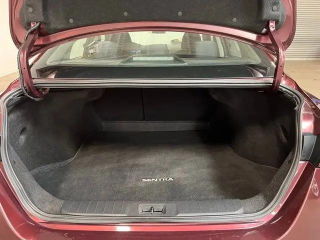 2024 Nissan Sentra SV Xtronic CVT