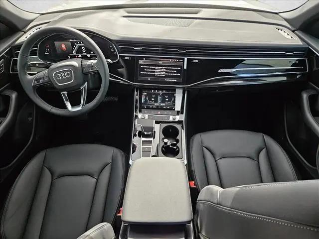 2025 Audi Q8 Premium 55 TFSI quattro