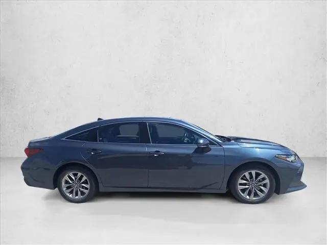 2019 Toyota Avalon XLE