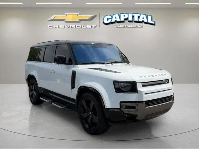 2023 Land Rover Defender 130 X-Dynamic SE