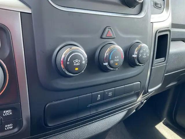 2024 Ram 1500 Classic SLT Quad Cab 4x4 6'4" Box