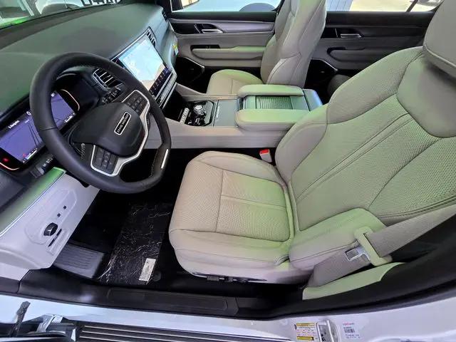 2026 Jeep Grand Wagoneer Limited Altitude 4x4