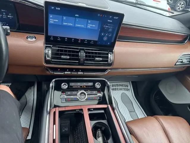 2023 Lincoln Navigator Reserve