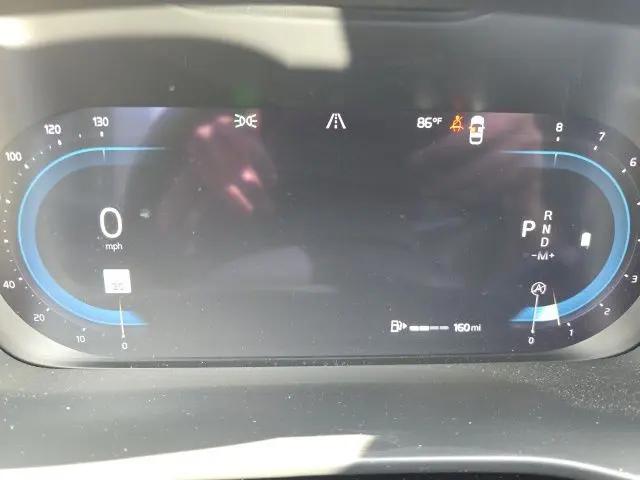 2025 Volvo XC40 B5 Plus Bright Theme