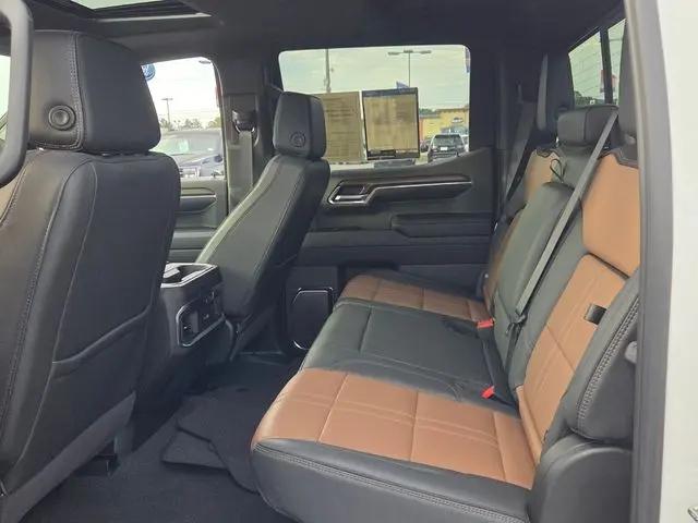 2024 Chevrolet Silverado 1500 4WD Crew Cab Short Bed High Country