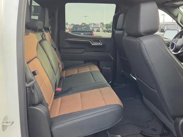 2024 Chevrolet Silverado 1500 4WD Crew Cab Short Bed High Country
