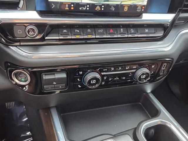 2024 Chevrolet Silverado 1500 4WD Crew Cab Short Bed High Country