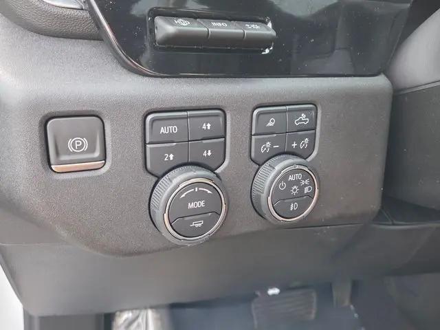 2024 Chevrolet Silverado 1500 4WD Crew Cab Short Bed High Country