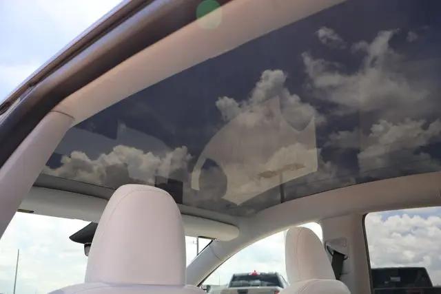 2026 Tesla Model Y Premium Rear-Wheel Drive