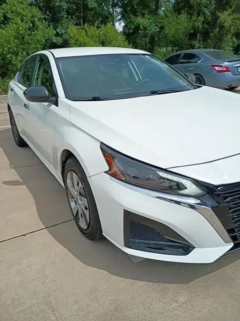 2024 Nissan Altima S FWD