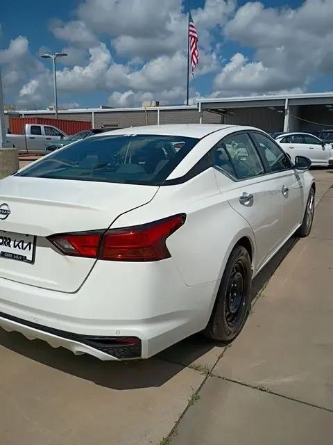 2024 Nissan Altima S FWD