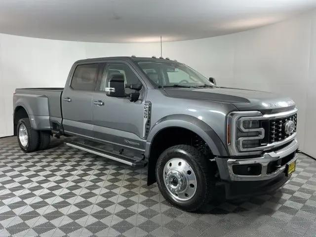 2025 Ford F-450 LARIAT
