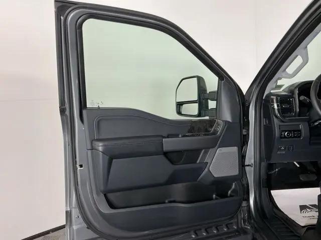 2025 Ford F-450 LARIAT