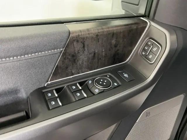 2025 Ford F-450 LARIAT