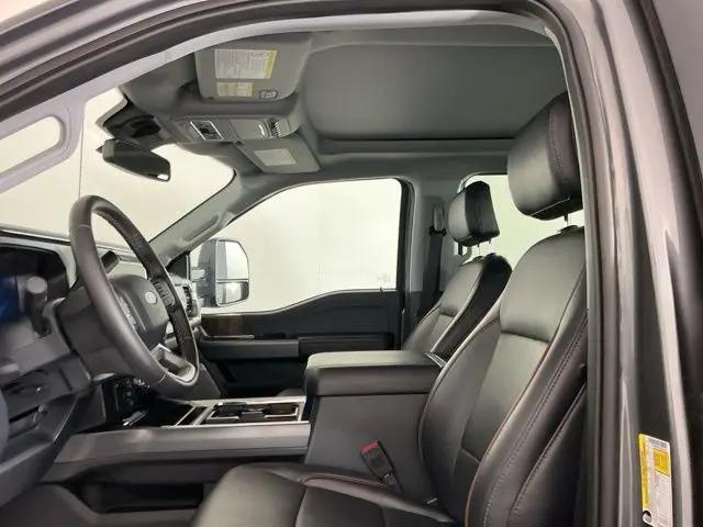 2025 Ford F-450 LARIAT