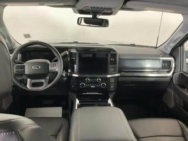 2025 Ford F-450 LARIAT