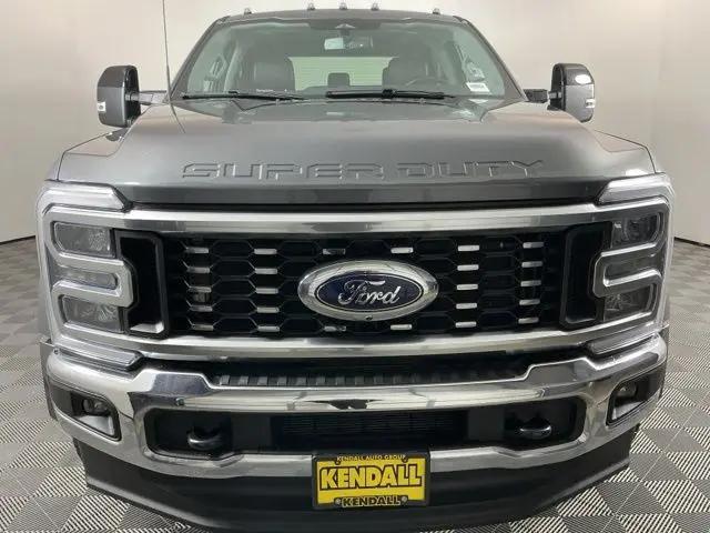 2025 Ford F-450 LARIAT