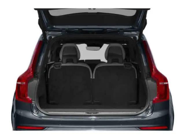 2019 Volvo XC90 T6 Momentum