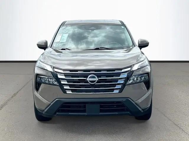 2024 Nissan Rogue SV FWD