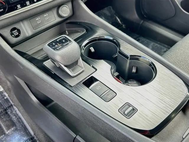 2024 Nissan Rogue SV FWD
