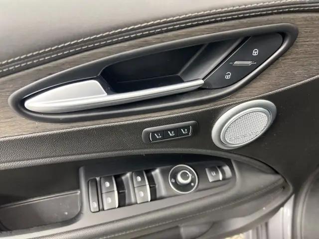 2023 Alfa Romeo Stelvio Ti AWD