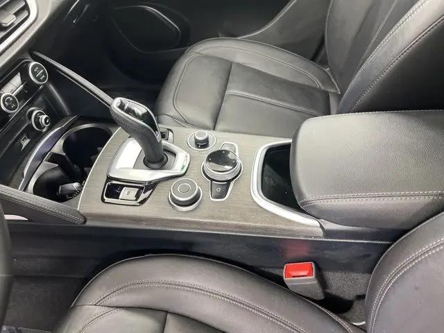 2023 Alfa Romeo Stelvio Ti AWD