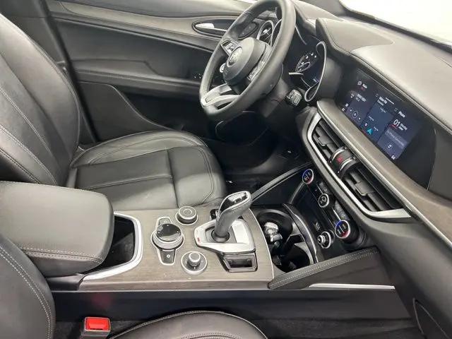 2023 Alfa Romeo Stelvio Ti AWD