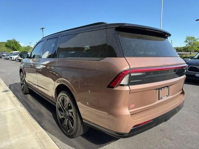 2025 Lincoln Navigator Black Label L
