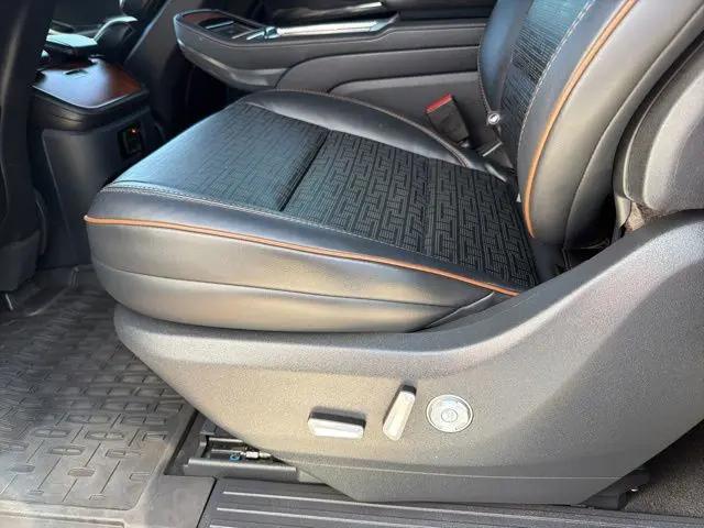2025 Lincoln Navigator Black Label L