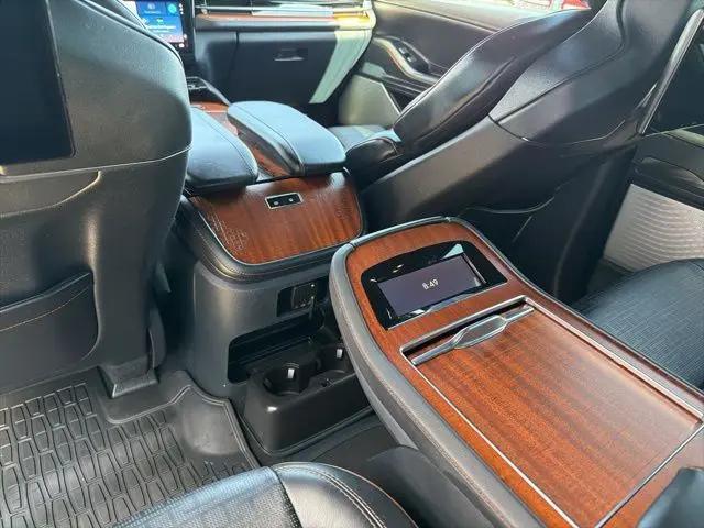 2025 Lincoln Navigator Black Label L