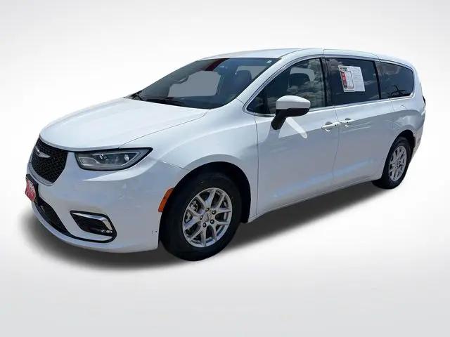 2023 Chrysler Pacifica Touring L for sale in Perham, MN