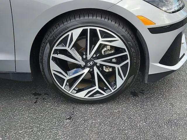 2025 Hyundai IONIQ 6 SEL