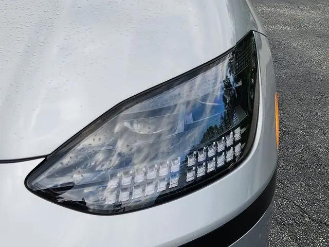 2025 Hyundai IONIQ 6 SEL