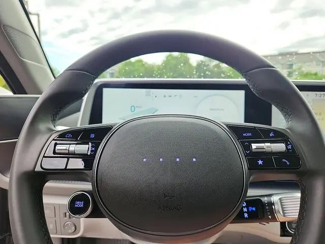 2025 Hyundai IONIQ 6 SEL