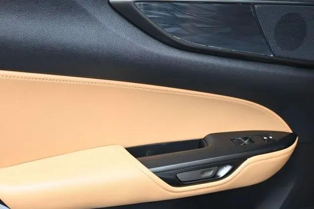 2025 Lexus NX Premium