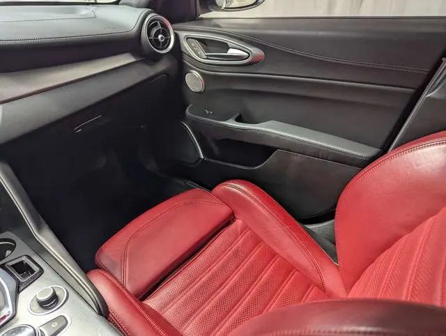 2022 Alfa Romeo Giulia Veloce Ti RWD