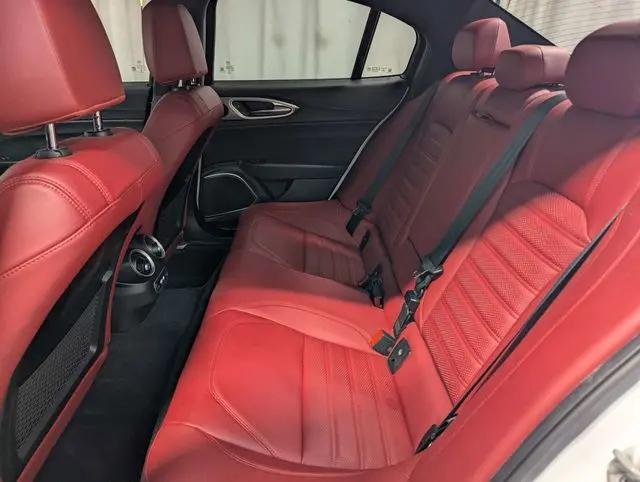 2022 Alfa Romeo Giulia Veloce Ti RWD