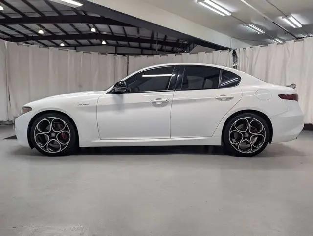2022 Alfa Romeo Giulia Veloce Ti RWD